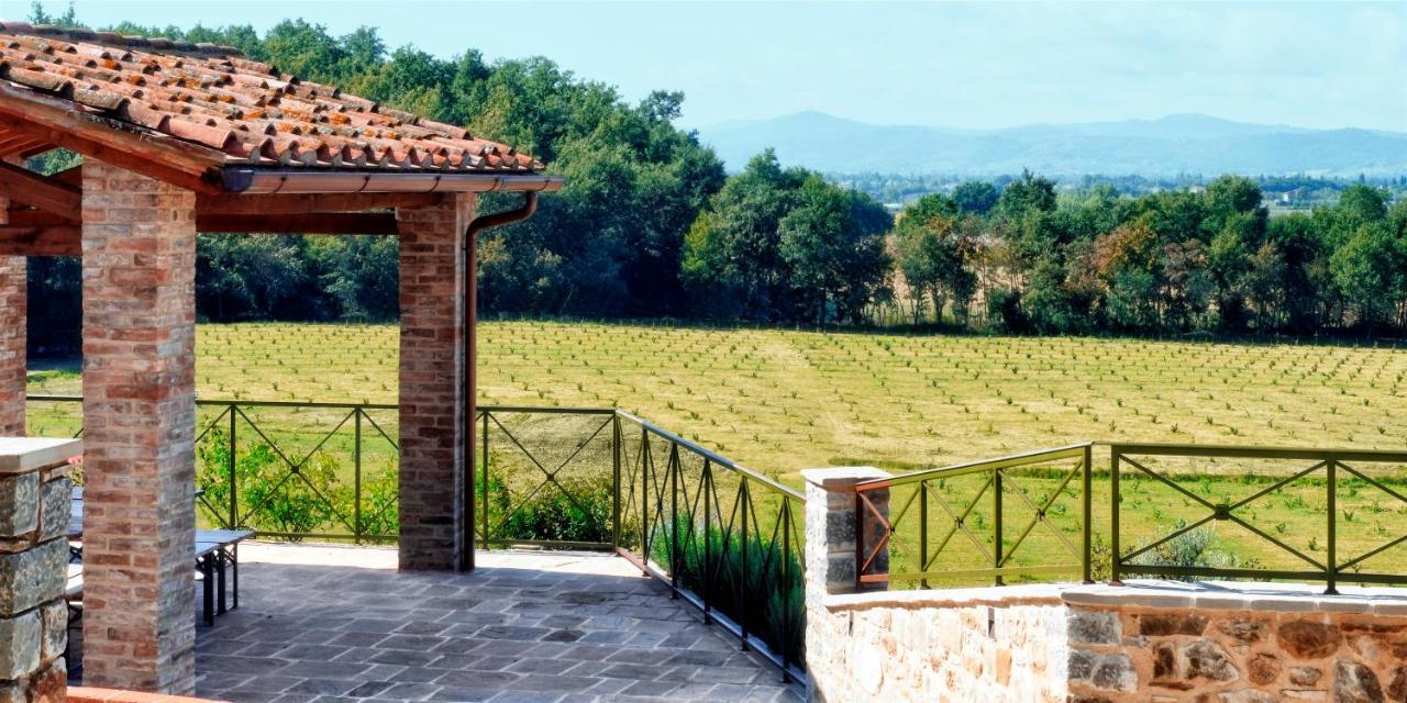 Chimera Tuscany Resort Арецо Екстериор снимка